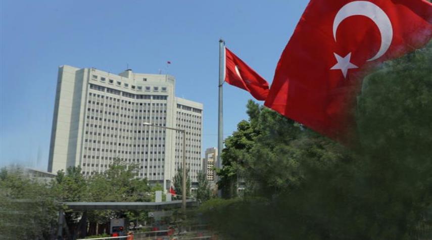 تركيا تستدعي مبعوثي 9 دول على خلفية إصدارها تحذيرات أمنية