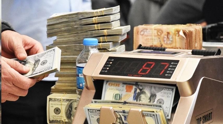 رئيس الوزراء العراقي يصدر توجيهات صارمة لمواجهة تهريب العملة